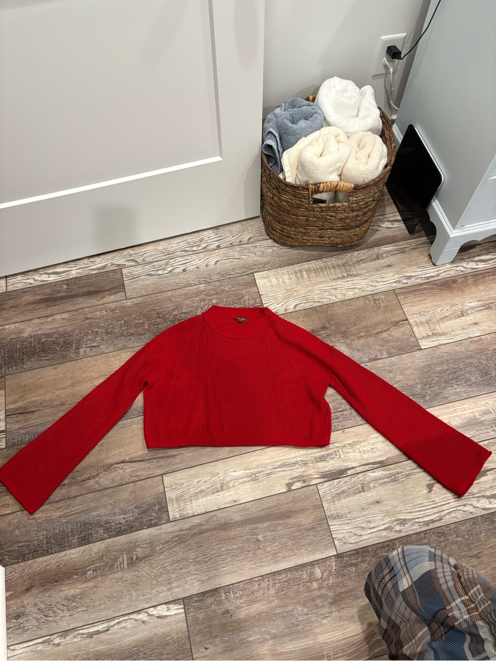 Red Ribbed Cropped Crewneck Sweater